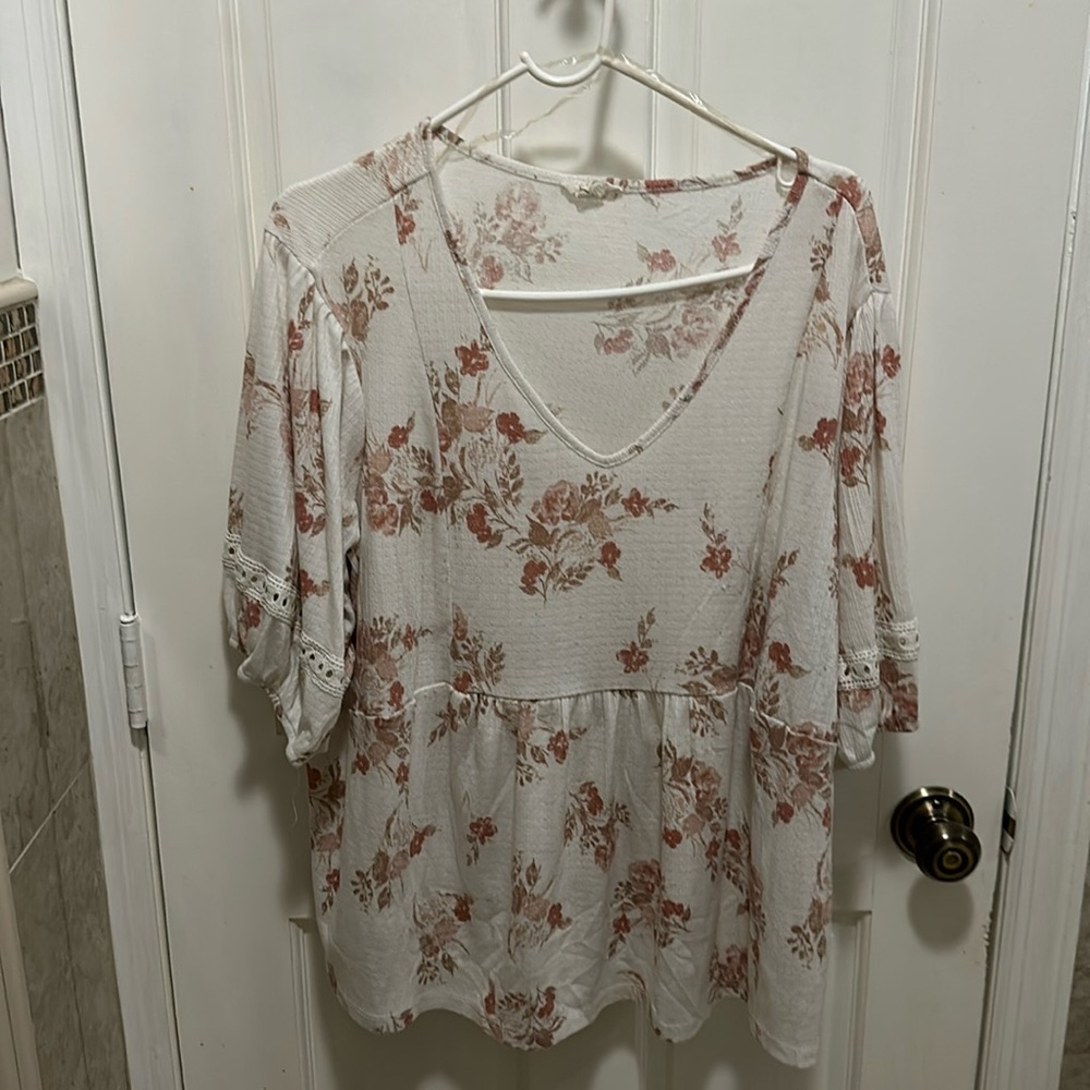 Floral Shirt from Como Blu